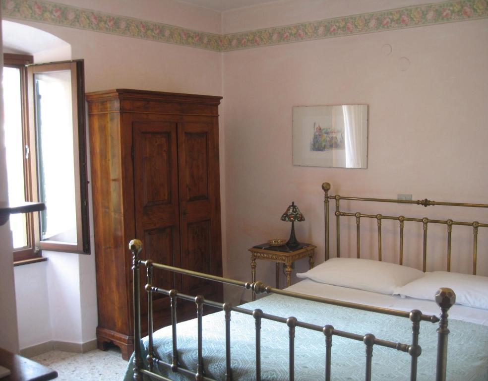 Locanda Restel De Fer Riva del Garda Rum bild
