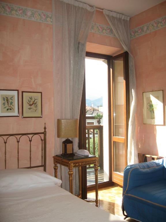 Locanda Restel De Fer Riva del Garda Rum bild